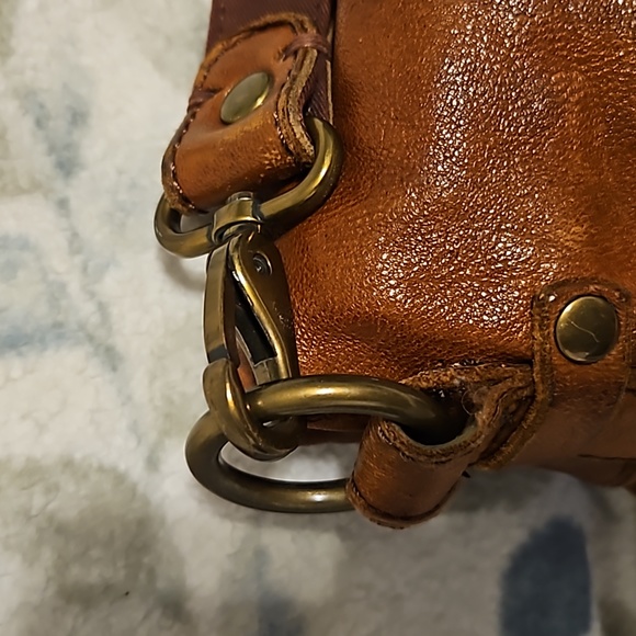 Lucky Brand Fold Over Crossbody Boho Bag. - Picture 6 of 12
